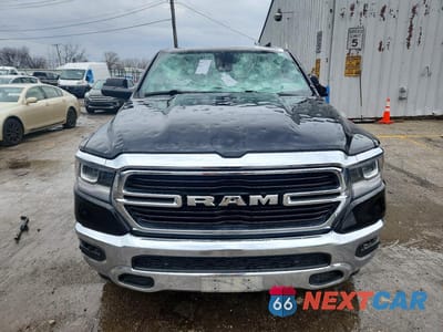 Piąte zdjęcie samochodu w środku: 2019 RAM 1500 BIG HORN VIN:1C6SRFBT6KN515817 - miniatura