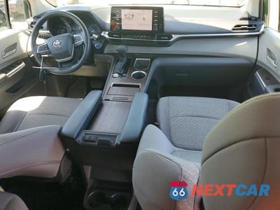 Zdjęcie 8 z 14 samochodu: 2021 TOYOTA SIENNA LE VIN:5TDBRKEC5MS025783 - miniatura