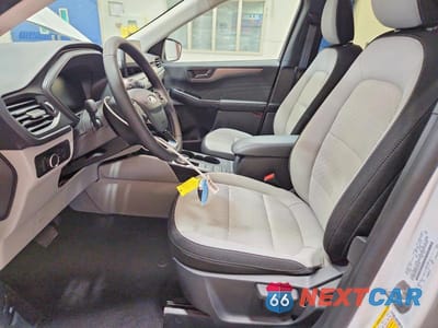 Zdjęcie 7 z 13 samochodu: 2025 FORD ESCAPE ACTIVE VIN:1FMCU9GN3SUB69783 - miniatura
