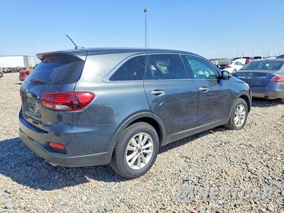 Trzecie zdjęcie samochodu z tyłu: 2020 KIA SORENTO S VIN:5XYPG4A5XLG616461 - miniatura
