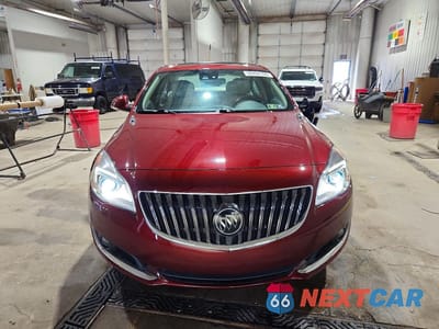 Piąte zdjęcie samochodu w środku: 2016 BUICK REGAL PREMIUM VIN:2G4GT5GX0G9111973 - miniatura