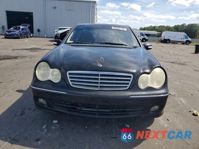 Piąte zdjęcie samochodu w środku: 2005 MERCEDES-BENZ C 240 4MATIC VIN:WDBRF81J95F689454 - miniatura