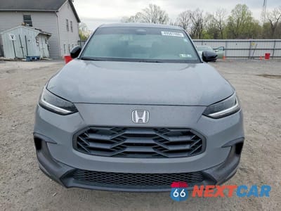 Piąte zdjęcie samochodu w środku: 2026 HONDA HR-V SPORT VIN:3CZRZ2H56TM708158 - miniatura