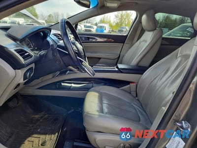 Zdjęcie 7 z 12 samochodu: 2017 LINCOLN MKZ HYBRID RESERVE VIN:3LN6L5MU4HR622748 - miniatura