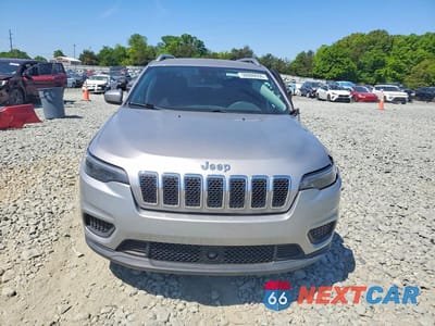 Piąte zdjęcie samochodu w środku: 2021 JEEP CHEROKEE LATITUDE VIN:1C4PJLCB0MD113195 - miniatura