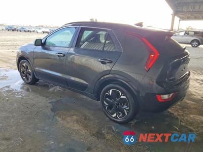 Drugie zdjęcie samochodu z przodu: 2023 KIA NIRO WIND VIN:KNDCR3L13P5038294 - miniatura