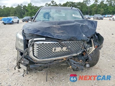 Piąte zdjęcie samochodu w środku: 2017 GMC YUKON SLT VIN:1GKS2BKC1HR149776 - miniatura