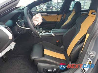 Zdjęcie 7 z 12 samochodu: 2025 BMW M8 VIN:WBSGV0C07SCV33680 - miniatura