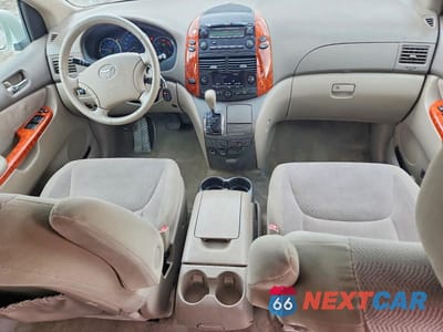 Zdjęcie 8 z 13 samochodu: 2009 TOYOTA SIENNA XLE VIN:5TDZK22C89S229816 - miniatura