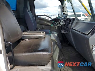 Zdjęcie 10 z 12 samochodu: 2015 ISUZU NPR VIN:54DB4W1B7FS800691 - miniatura