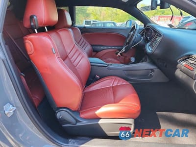 Zdjęcie 10 z 12 samochodu: 2023 DODGE CHALLENGER SRT HELLCAT VIN:2C3CDZC99PH567396 - miniatura