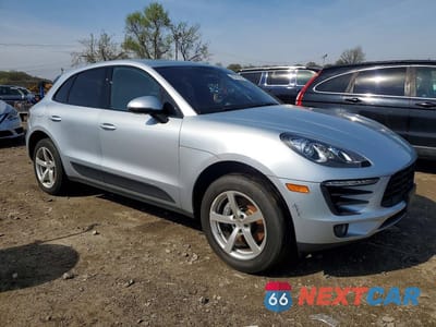 Czwarte zdjęcie samochodu z boku: 2018 PORSCHE MACAN VIN:WP1AA2A50JLB12030 - miniatura