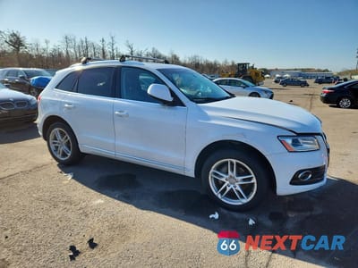 Czwarte zdjęcie samochodu z boku: 2016 AUDI Q5 PREMIUM PLUS VIN:WA1L2AFP2GA146612 - miniatura