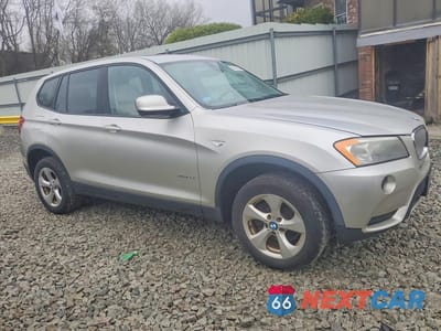 Czwarte zdjęcie samochodu z boku: 2011 BMW X3 XDRIVE28I VIN:5UXWX5C57BL707364 - miniatura