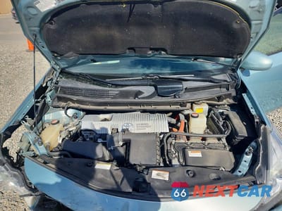 Zdjęcie 11 z 12 samochodu: 2016 TOYOTA PRIUS V TWO VIN:JTDZN3EU8GJ054706 - miniatura