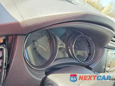 Zdjęcie 9 z 12 samochodu: 2020 NISSAN ROGUE S VIN:5N1AT2MT9LC777156 - miniatura