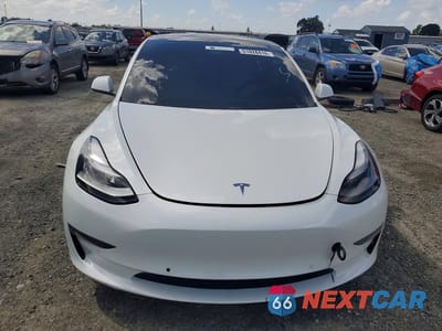 Piąte zdjęcie samochodu w środku: 2021 TESLA MODEL 3 VIN:5YJ3E1EA7MF059236 - miniatura
