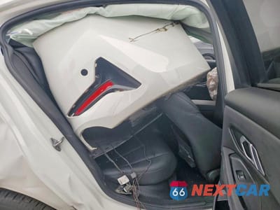 Zdjęcie 10 z 12 samochodu: 2021 BMW 330I VIN:3MW5R1J00M8B78029 - miniatura