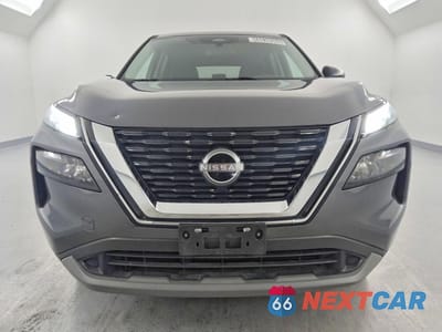 Piąte zdjęcie samochodu w środku: 2023 NISSAN ROGUE S VIN:5N1BT3AB4PC851546 - miniatura
