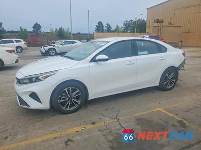 2022 KIA FORTE LXS 3KPF24ADXNE481273 - główne zdjęcie licytacji z USA - miniatura