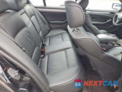 Zdjęcie 10 z 12 samochodu: 2005 BMW 330 I VIN:WBAEV53455KM08697 - miniatura