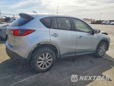 Trzecie zdjęcie samochodu z tyłu: 2016 MAZDA CX-5 SPORT VIN:JM3KE4BY7G0849564 - miniatura