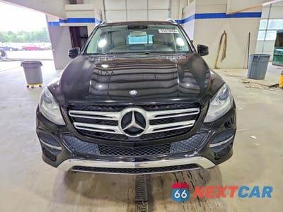 Piąte zdjęcie samochodu w środku: 2016 MERCEDES-BENZ GLE 350 VIN:4JGDA5JB3GA695179 - miniatura