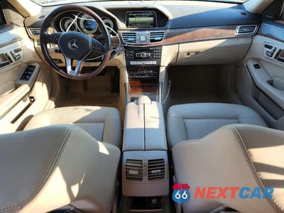 Zdjęcie 8 z 12 samochodu: 2014 MERCEDES-BENZ E 350 4MATIC VIN:WDDHF8JB8EA976289 - miniatura