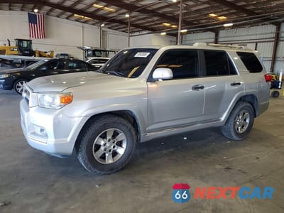 2011 TOYOTA 4RUNNER SR5 JTEZU5JR4B5032506 - główne zdjęcie licytacji z USA - miniatura