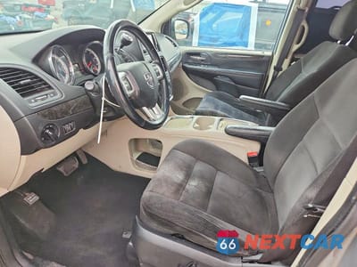 Zdjęcie 7 z 14 samochodu: 2014 DODGE GRAND CARAVAN SXT VIN:2C4RDGCGXER296784 - miniatura