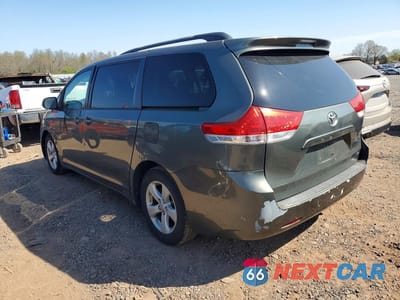 Drugie zdjęcie samochodu z przodu: 2011 TOYOTA SIENNA LE VIN:5TDKK3DC1BS046901 - miniatura