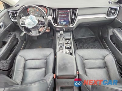 Zdjęcie 8 z 12 samochodu: 2020 VOLVO S60 T5 MOMENTUM VIN:7JR102FK4LG046873 - miniatura