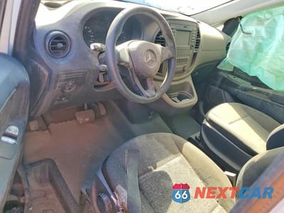 Zdjęcie 8 z 12 samochodu: 2018 MERCEDES-BENZ METRIS VIN:WD3PG2EA1J3433506 - miniatura