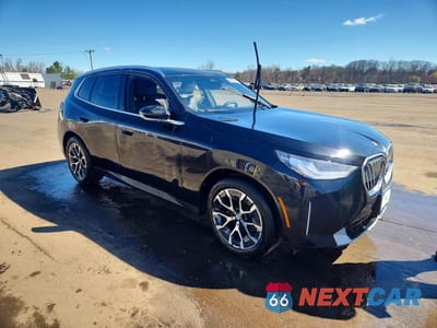 Czwarte zdjęcie samochodu z boku: 2025 BMW X3 30 XDRIVE VIN:5UX53GP06S9124329 - miniatura