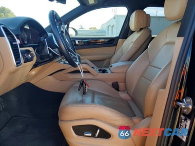 Zdjęcie 7 z 12 samochodu: 2019 PORSCHE CAYENNE VIN:WP1AA2AYXKDA07016 - miniatura