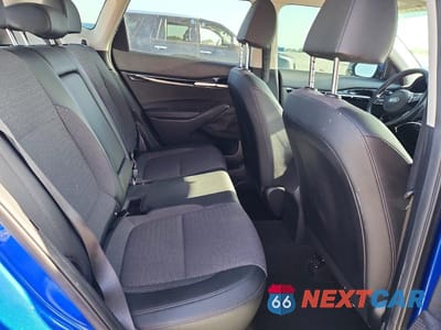 Zdjęcie 11 z 13 samochodu: 2021 KIA SELTOS S VIN:KNDEU2AA8M7222439 - miniatura