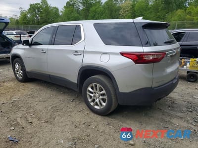 Drugie zdjęcie samochodu z przodu: 2019 CHEVROLET TRAVERSE LS VIN:1GNERFKW0KJ189706 - miniatura