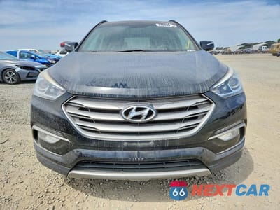 Piąte zdjęcie samochodu w środku: 2017 HYUNDAI SANTA FE SPORT 2.4L VIN:5NMZU3LB7HH047757 - miniatura