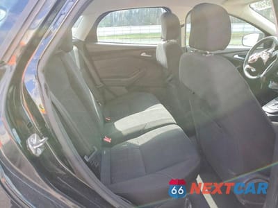 Zdjęcie 10 z 13 samochodu: 2015 FORD FOCUS SE VIN:1FADP3K2XFL202967 - miniatura