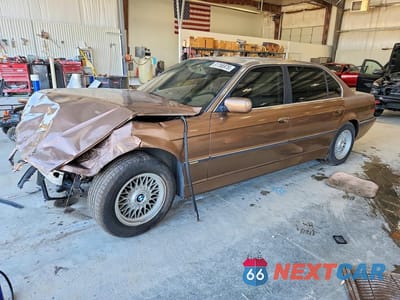 2001 BMW 740 IL WBAGH83461DP18051 - główne zdjęcie licytacji z USA - miniatura