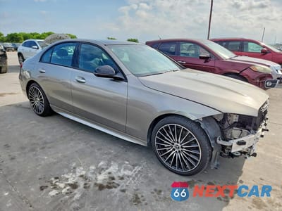 Czwarte zdjęcie samochodu z boku: 2024 MERCEDES-BENZ C 300 VIN:W1KAF4GB8RR155010 - miniatura