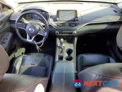 Zdjęcie 8 z 13 samochodu: 2020 NISSAN ALTIMA 2.5 SR VIN:1N4BL4CV1LC234249 - miniatura