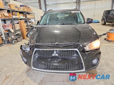 Piąte zdjęcie samochodu w środku: 2010 MITSUBISHI OUTLANDER SE VIN:JA4JT3AW8AZ002781 - miniatura