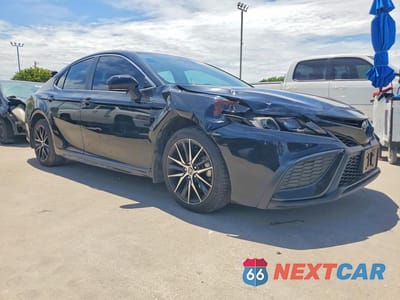 Czwarte zdjęcie samochodu z boku: 2023 TOYOTA CAMRY SE VIN:4T1T11AK2PU092436 - miniatura