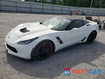2018 CHEVROLET CORVETTE GRAND SPORT 2LT 1G1YY2D75J5104088 - główne zdjęcie licytacji z USA - miniatura