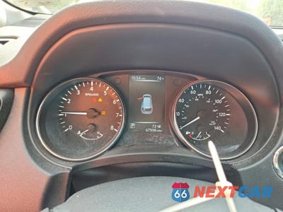 Zdjęcie 9 z 14 samochodu: 2017 NISSAN ROGUE SV VIN:5N1AT2MT1HC806222 - miniatura