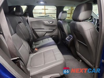 Zdjęcie 11 z 14 samochodu: 2022 CHEVROLET BLAZER 3LT VIN:3GNKBDRS5NS134508 - miniatura