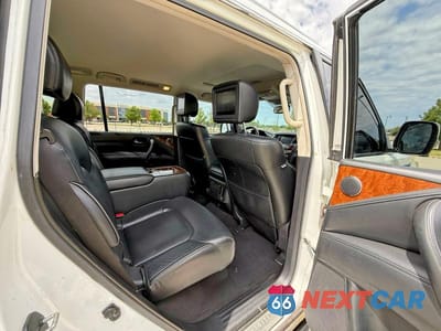 Zdjęcie 6 z 10 samochodu: 2019 INFINITI QX80 LUXE VIN:JN8AZ2NF2K9682725 - miniatura
