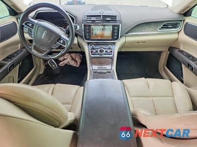 Zdjęcie 8 z 12 samochodu: 2018 LINCOLN CONTINENTAL SELECT VIN:1LN6L9SKXJ5603915 - miniatura