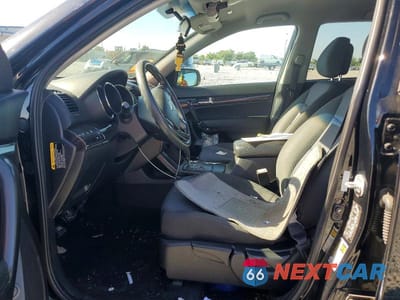 Zdjęcie 7 z 12 samochodu: 2012 KIA SORENTO LX VIN:5XYKT3A16CG192001 - miniatura